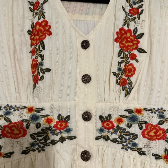 Roolee embroidered floral dress - Picture 5 of 9